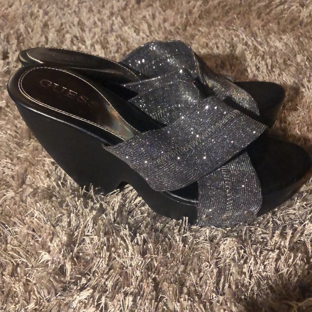 Shoes - Picture 2 of 7